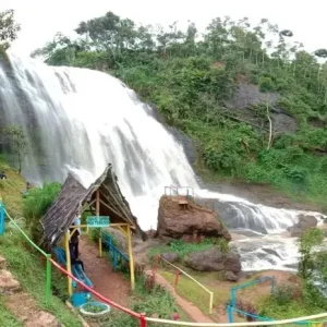 Curug Cikondang, Air Terjun Eksotis di Cianjur yang Berjuluk Niagara Mini Indonesia