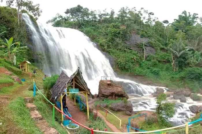 Curug Cikondang, Air Terjun Eksotis di Cianjur yang Berjuluk Niagara Mini Indonesia